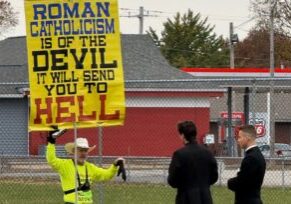 Hate sign thumbnail