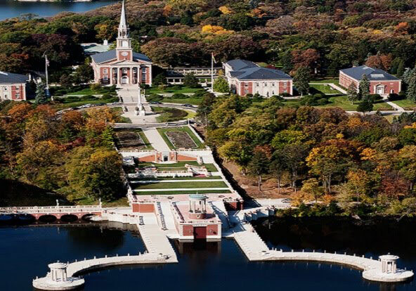 An arial photo of the campus of the University of St. Mary of the Lake/Mundelein Seminary. USML photo