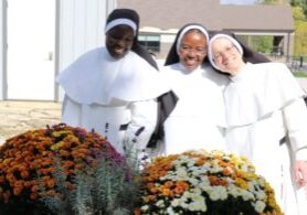 nuns1